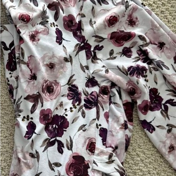 Caden Lane Maternity Robe - Picture 3 of 4